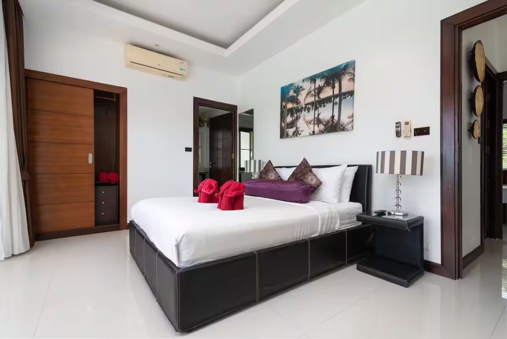 sea view villa bedroom 